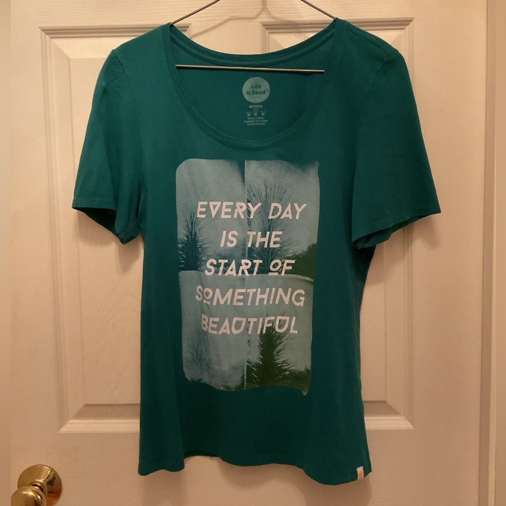 Life is Good T-shirt M